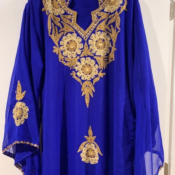 Royal blue Kaftan, purchased in Dubai - Picture 2 of 6